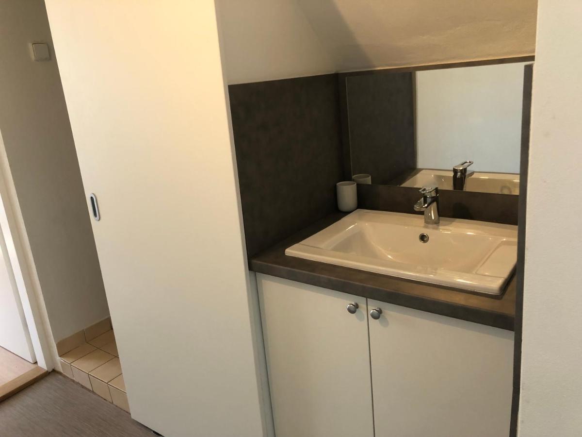 Apartmány Jevany Exterior foto